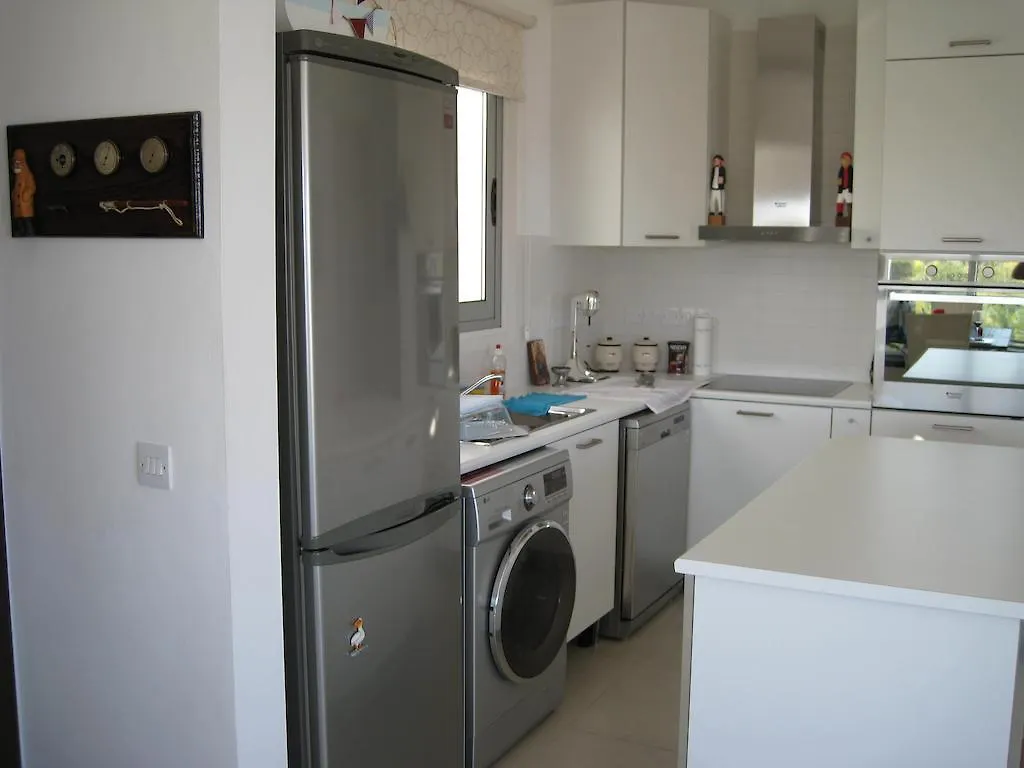 Trident Beach Apartment Protaras Kypr