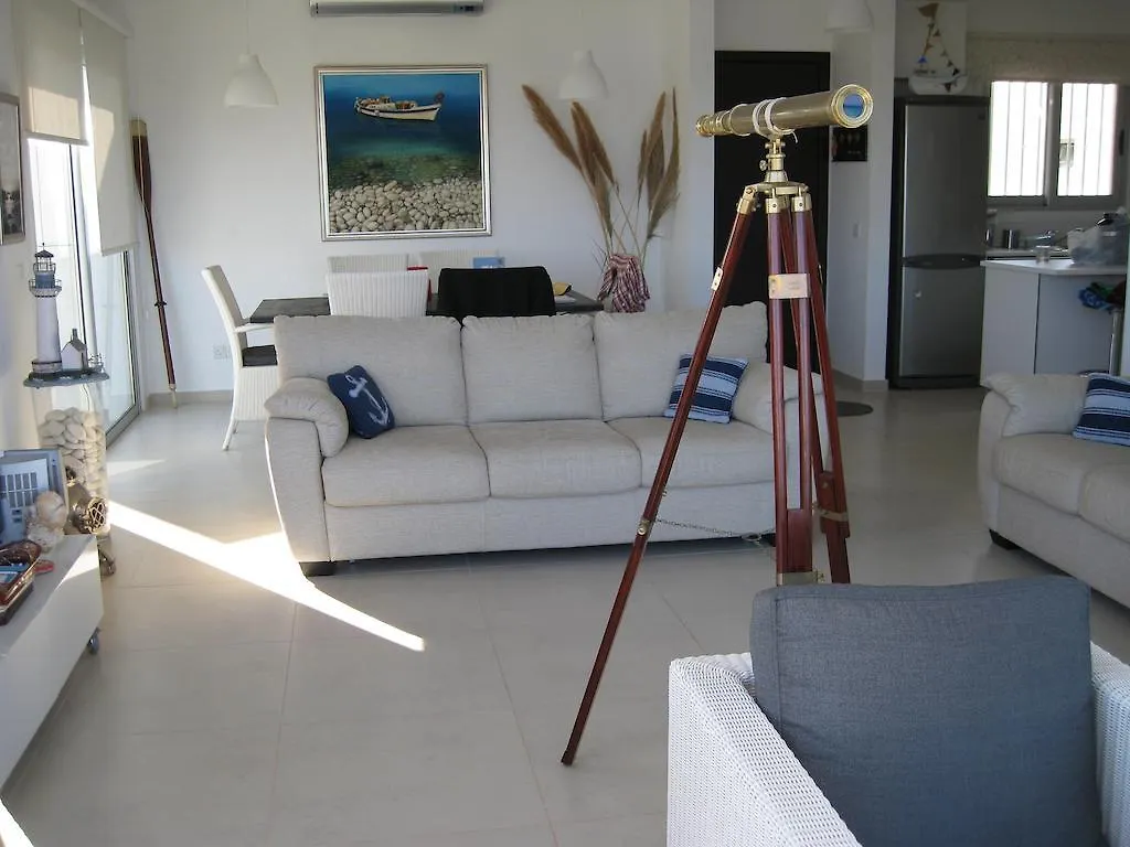 Trident Beach Apartment Protaras Kypr